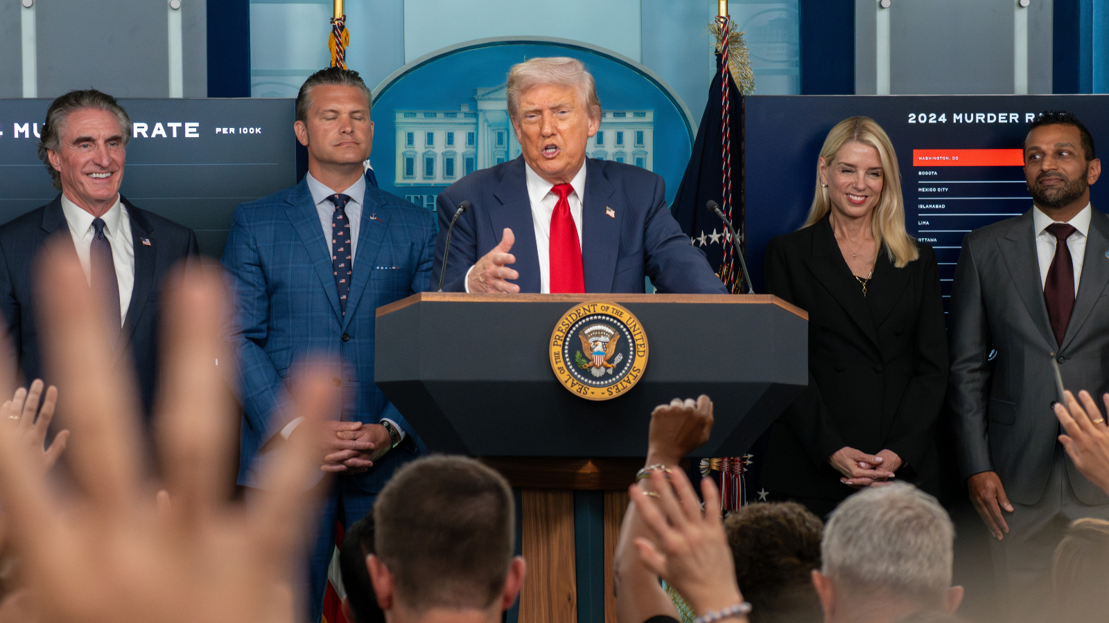 Donald Trump and members of his cabinet.