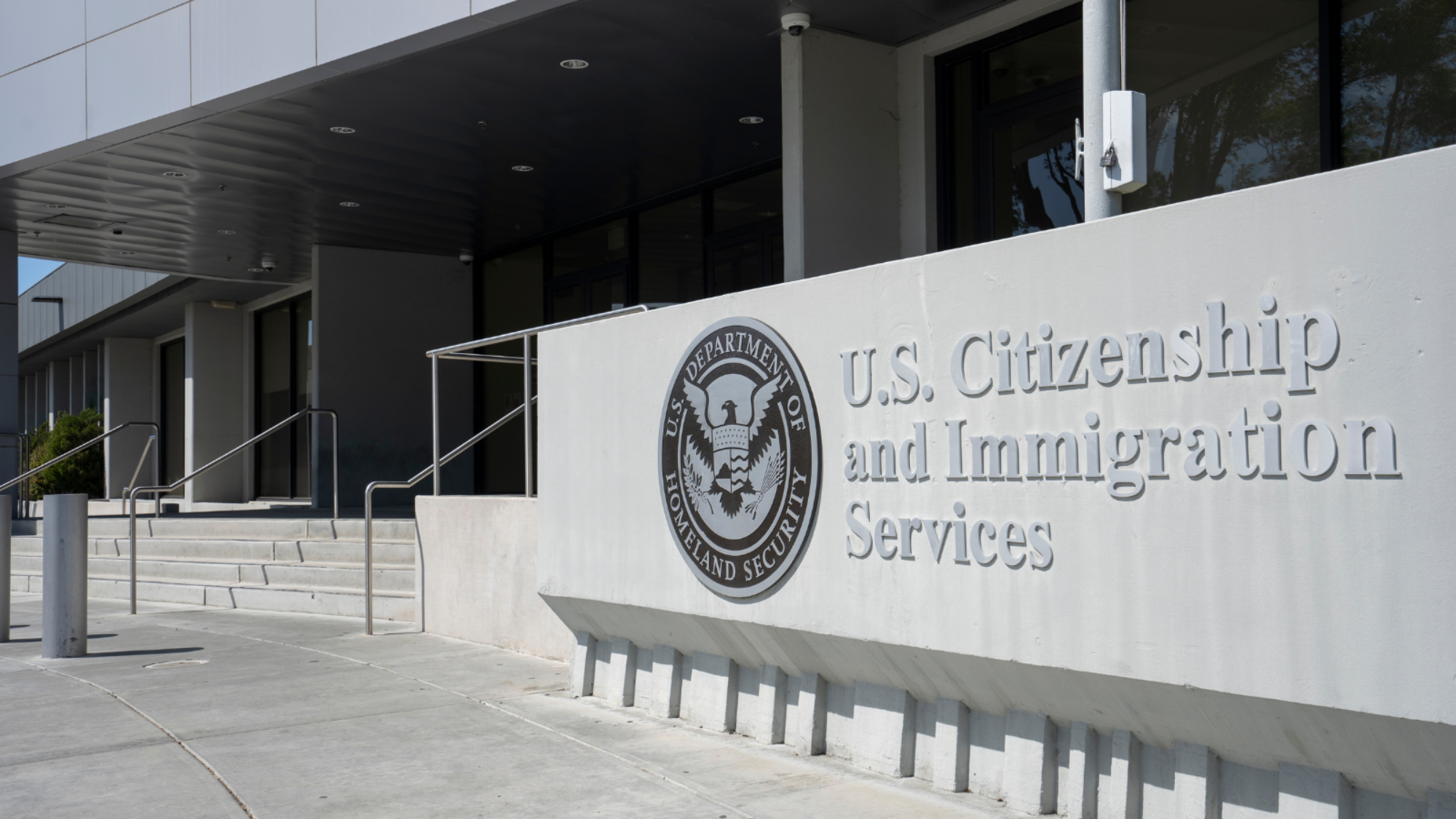 The US Citizenship and Immigration Services Offices in California